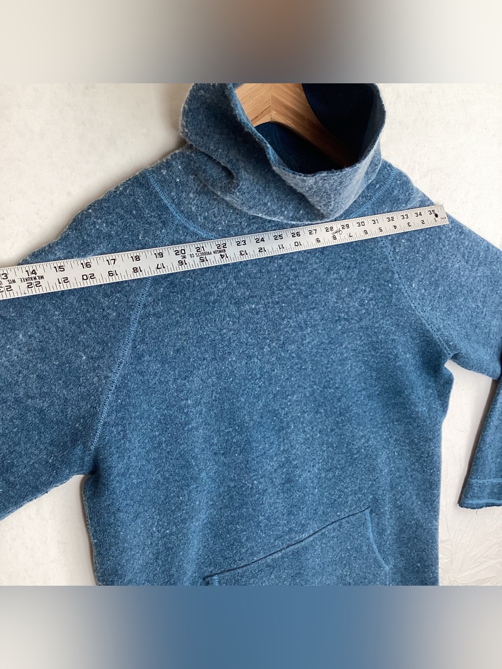Duckworth Women's Powder High Neck Sweater made in USA merino wool - Picture 3 of 12